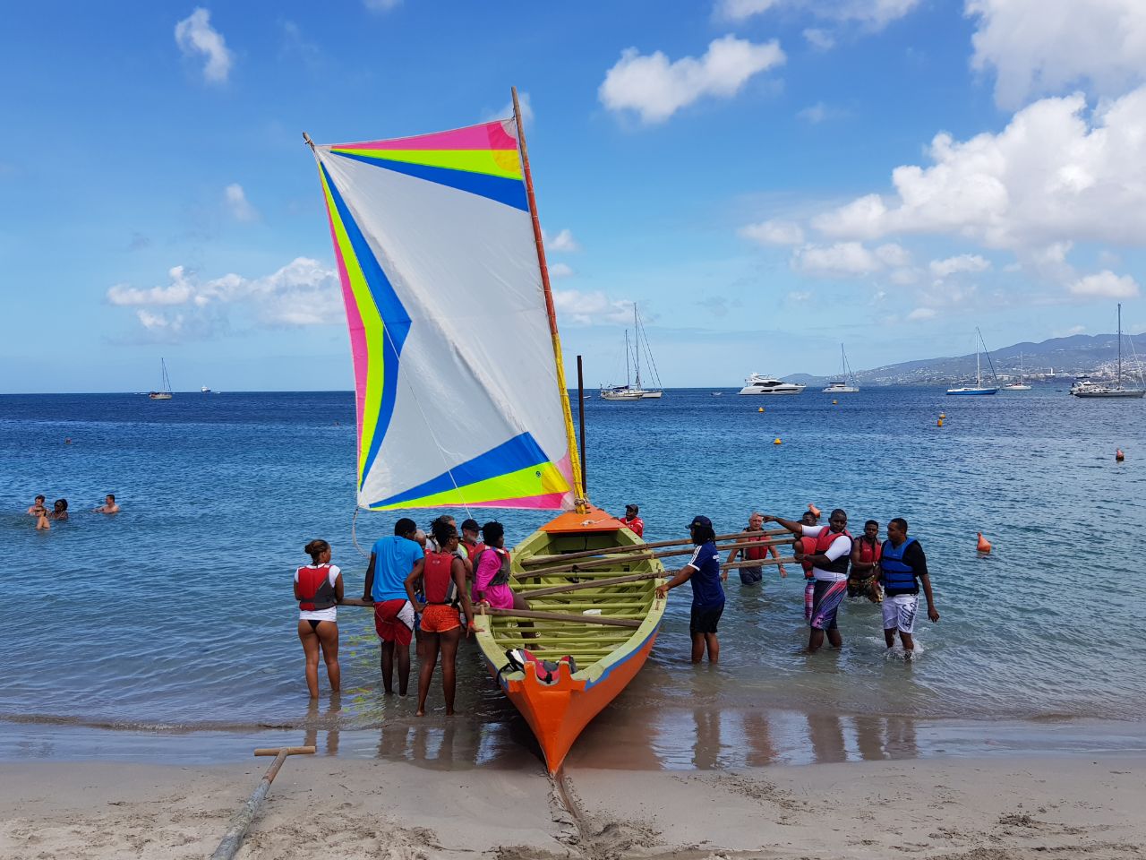 Yole en Martinique : Où s'initier à la pratique de la yole ? | Le Magazine VillaVEO