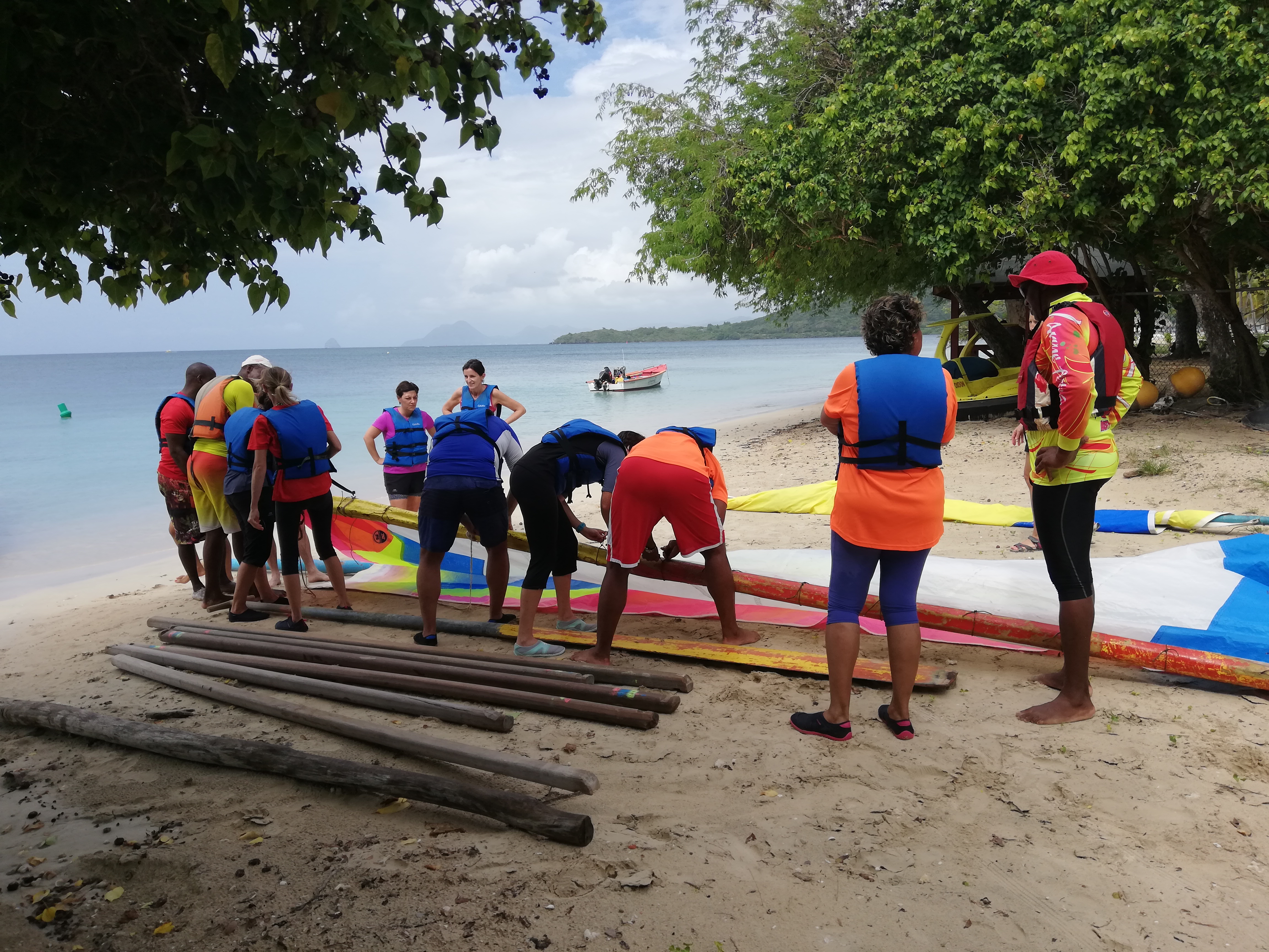 Yole en Martinique : Où s'initier à la pratique de la yole ? - Le ...